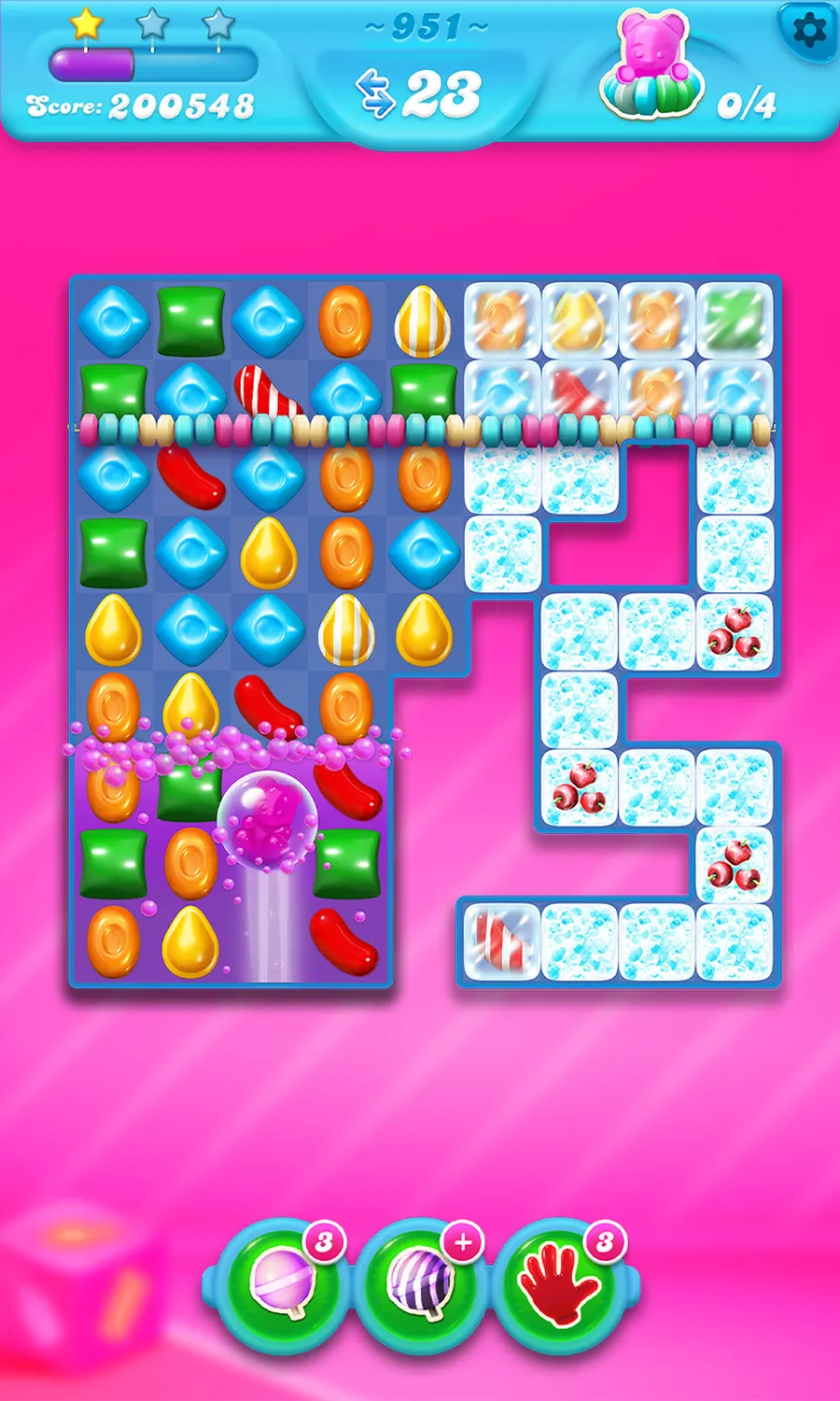 Candy board mid-cascade with candies falling into cleared space
